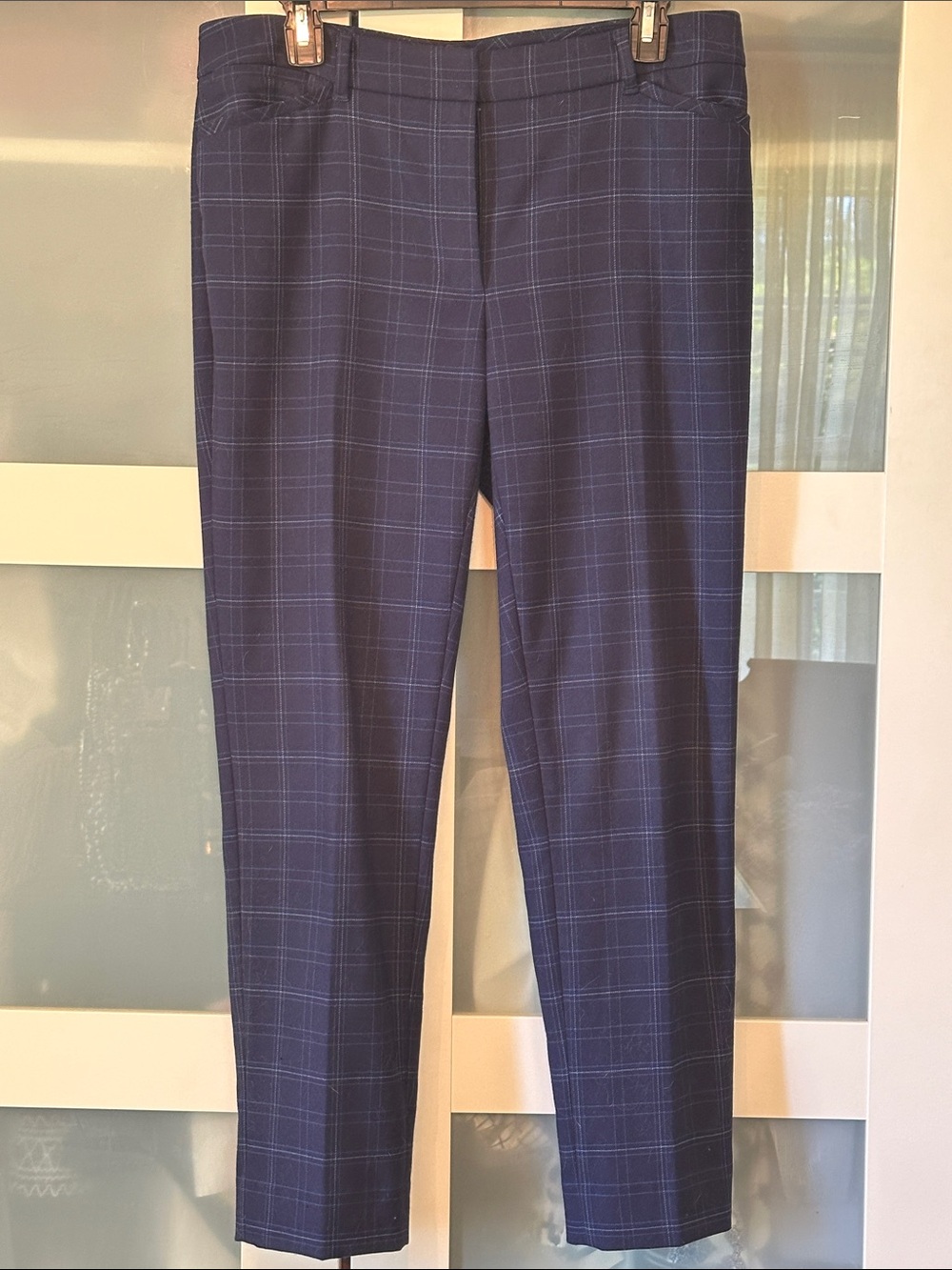 White House Black Market Navy Plaid Cropped Ankle Pants